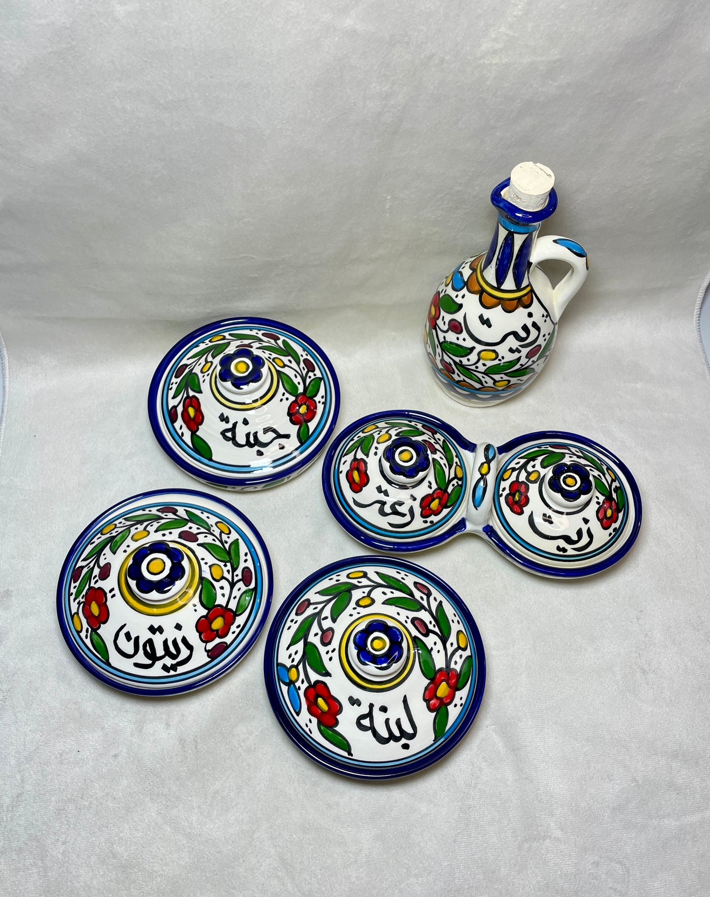 طقم إفطار (ملون)