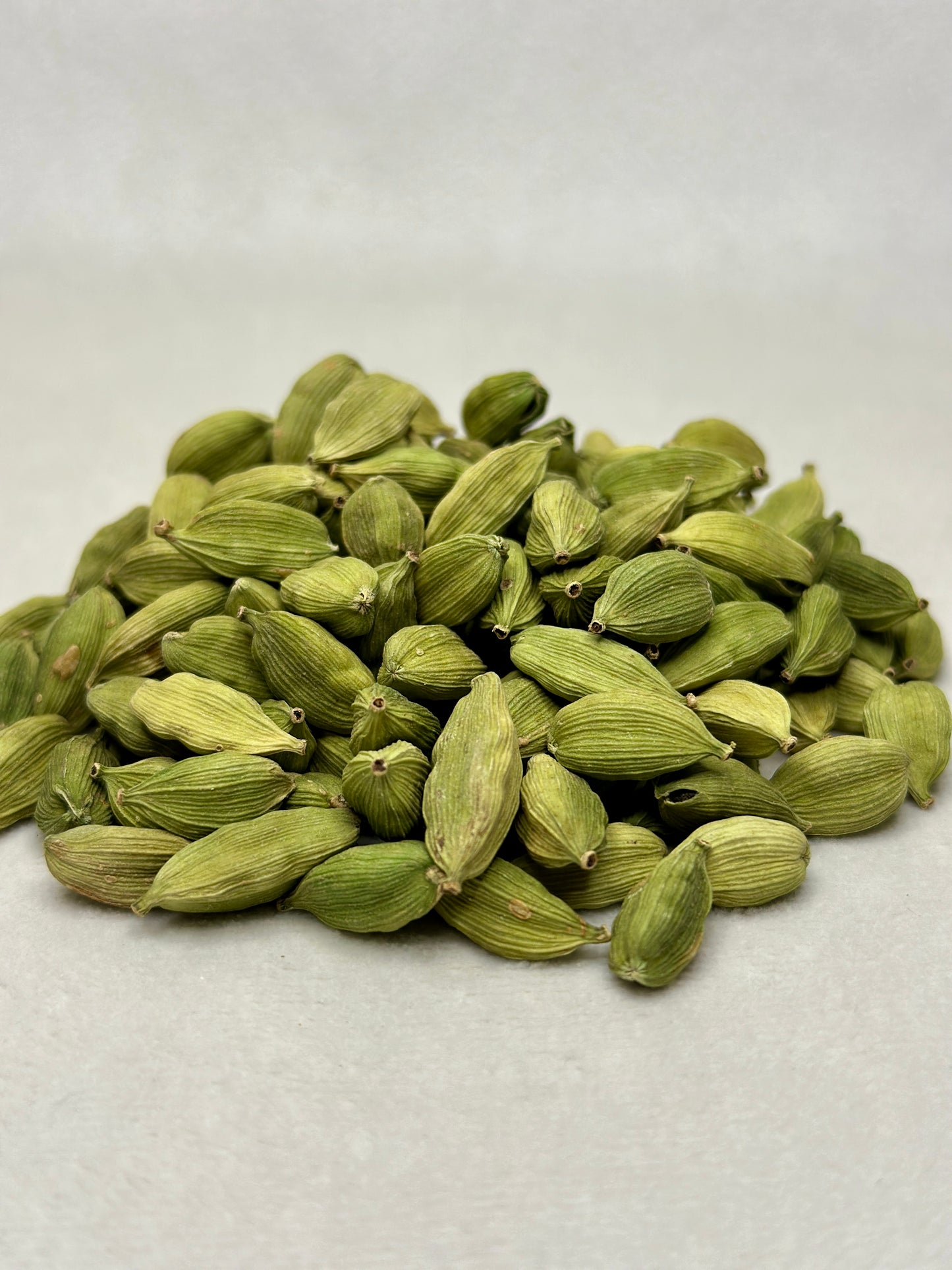 Grüner Kardamom – Premium Qualität . 100 gr