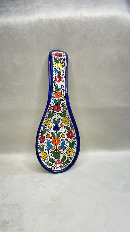 Serving plate in spoon shape colored