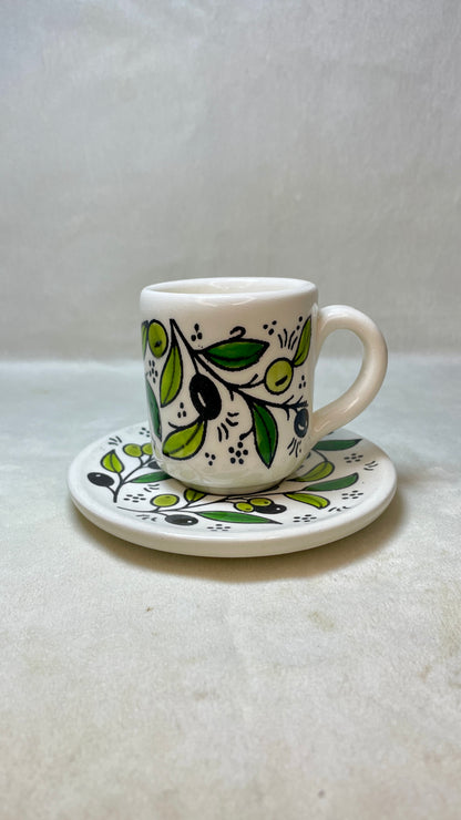 Finjan mit Untertasse