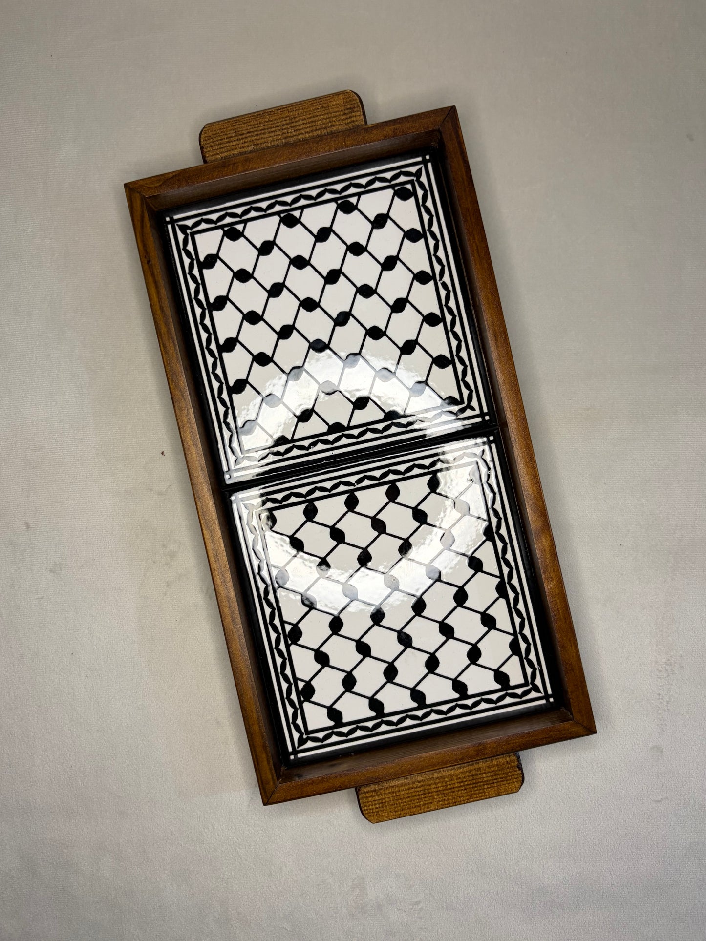 handgefertigte Servierplatte aus Olivenholz und Keramik Kunsthandwerks Boden 31 cm x 17 cm