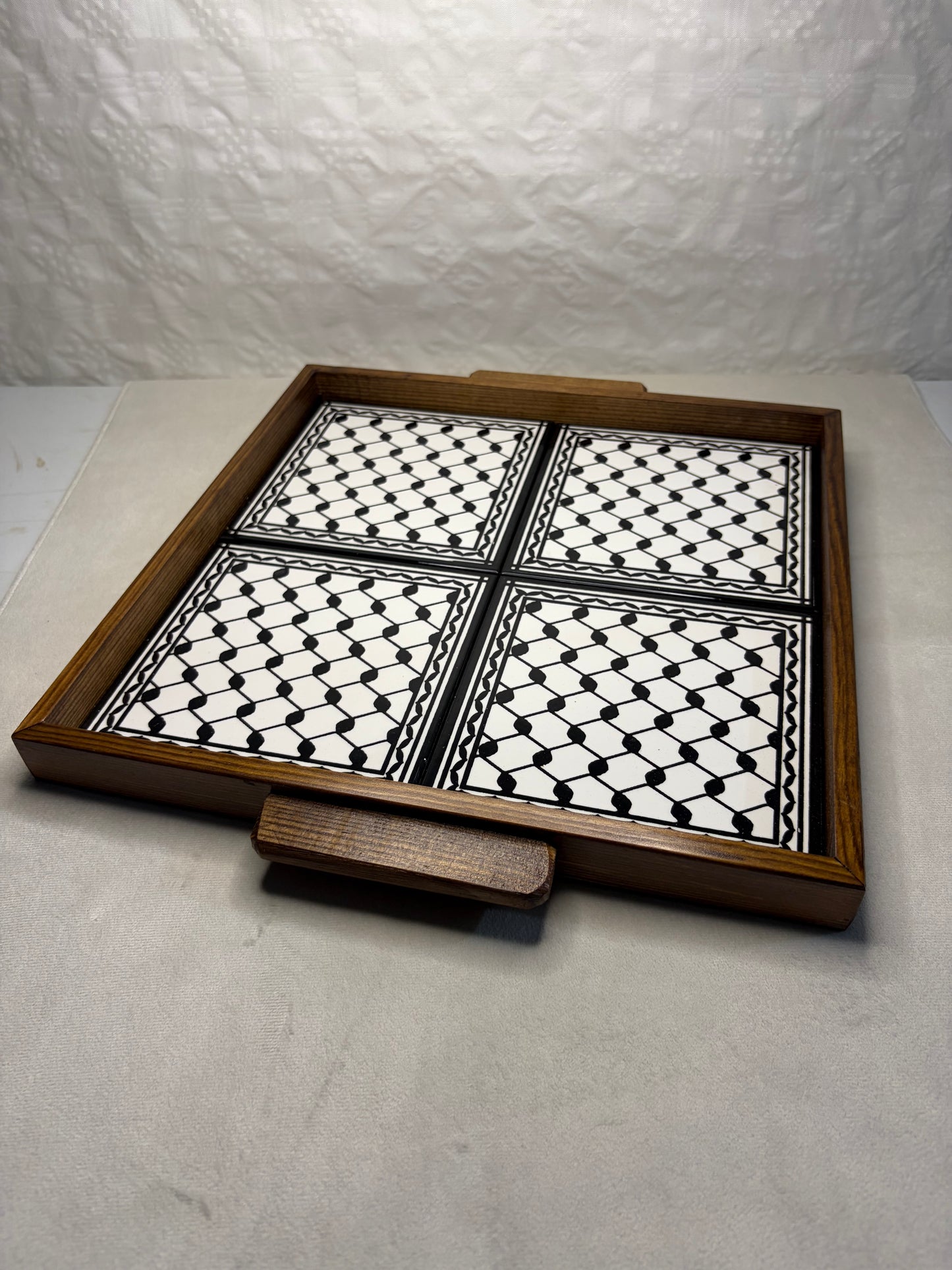 handgefertigte Servierplatte aus Olivenholz und Keramik Kunsthandwerks Boden 31 cm x 31 cm