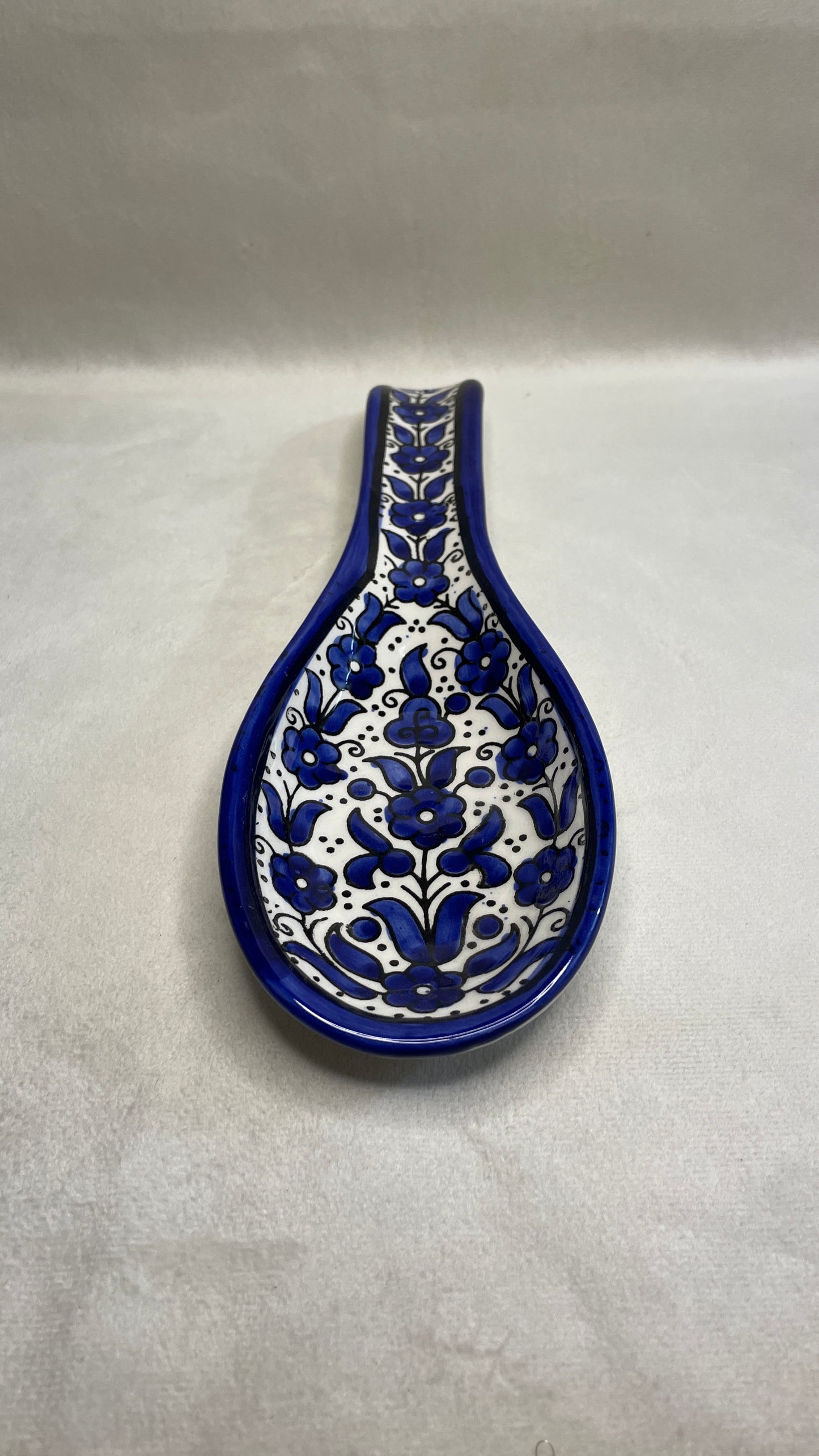 Serving plate in spoon shape blue