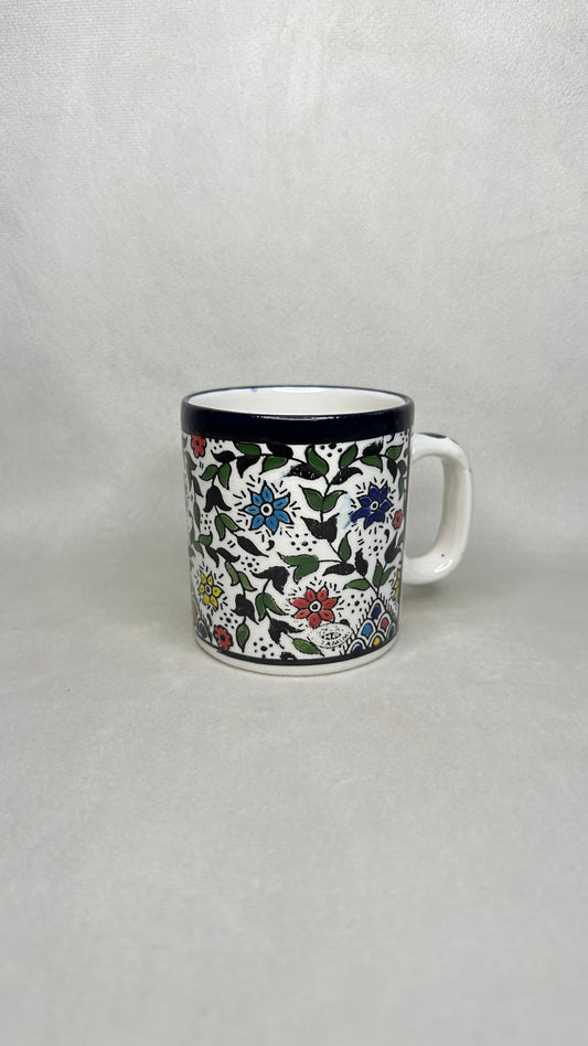 Becher Blumen  farbig