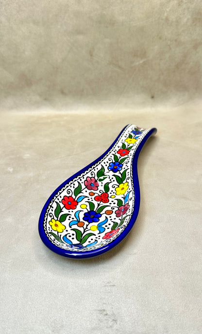 Serving plate in spoon shape colored
