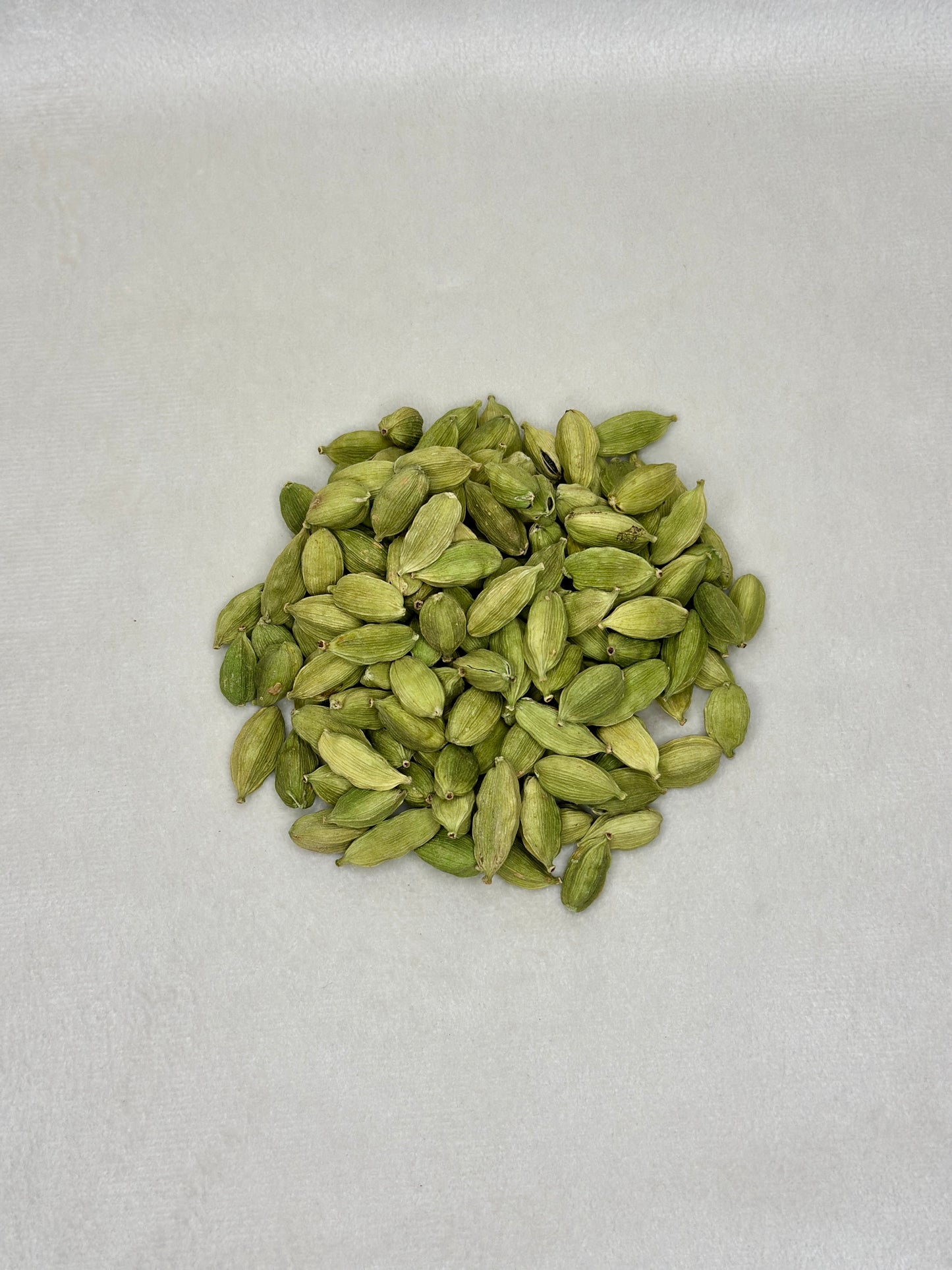 Grüner Kardamom – Premium Qualität . 100 gr
