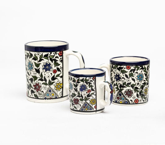 Becher Blumen  farbig