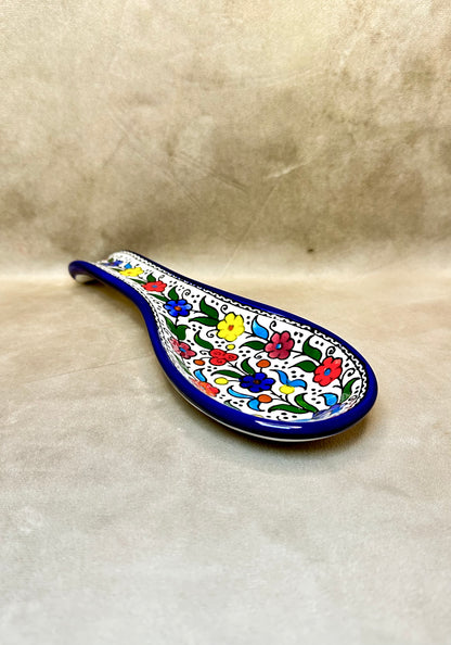 Serving plate in spoon shape colored